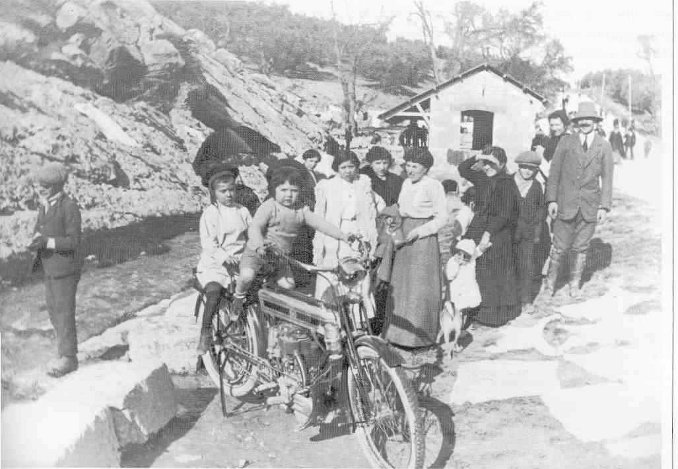 Lavadero de la Fuente de la Peña - Lavadero de la Fuente de la Peña. 1914