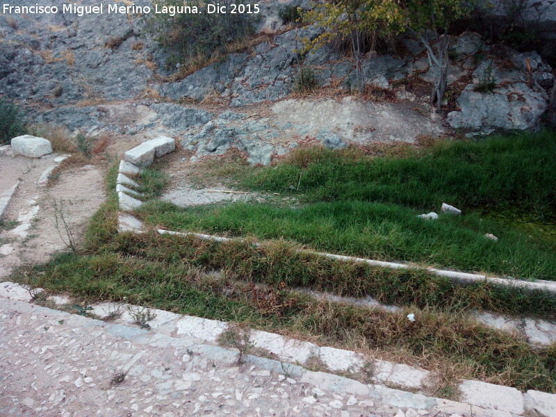 Lavadero de la Fuente de la Pea - Lavadero de la Fuente de la Pea. Pilas de lavar