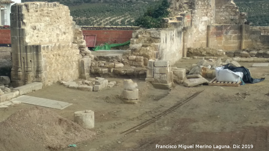 Iglesia de Santo Tom�s - Iglesia de Santo Tom�s. Pilares