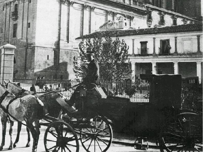 Antiguas Carnicerías de San Francisco - Antiguas Carnicerías de San Francisco. Fotografía de Arturo Cerdá y Rico, del año 1887