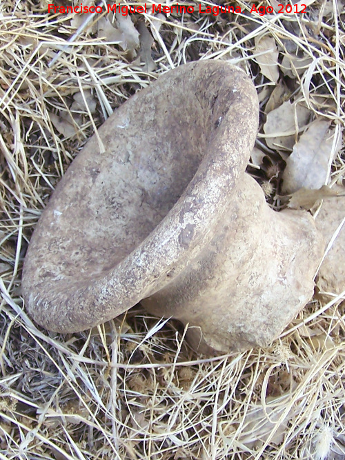 Aldea Los Goldines - Aldea Los Goldines. Resto de cántara