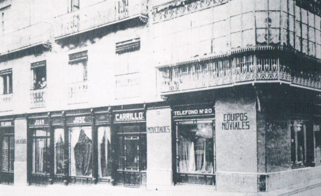 Calle Colón - Calle Colón. Foto antigua esquina con la Calle Maestra