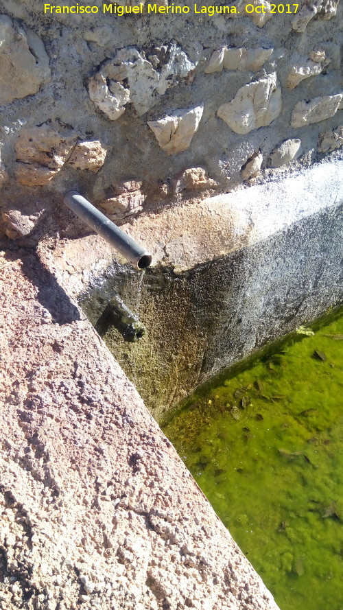 Fuente del Pilarejo - Fuente del Pilarejo. Caños