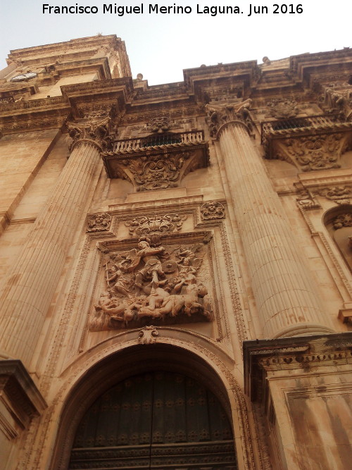 Catedral de Jaén. Fachada - Catedral de Jaén. Fachada. Calle de la Puerta de los Fieles
