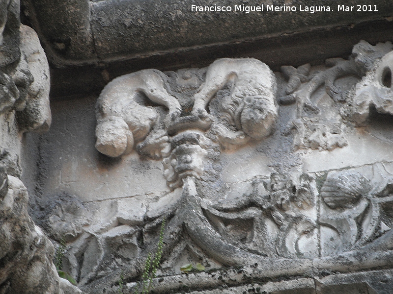 Catedral de Jan. Fachada gtica - Catedral de Jan. Fachada gtica. Leones