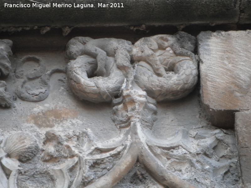 Catedral de Jan. Fachada gtica - Catedral de Jan. Fachada gtica. Hombres