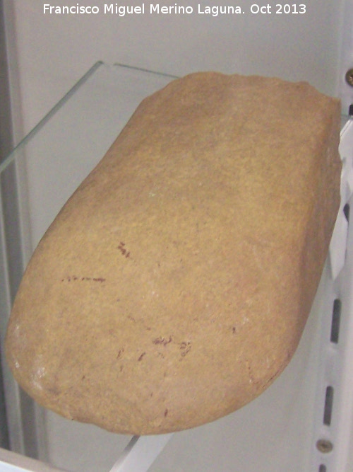 Yacimiento del Cerro Pintado - Yacimiento del Cerro Pintado. Hachas pulimentadas del neolítico. Museo Colegio San Antonio - Martos