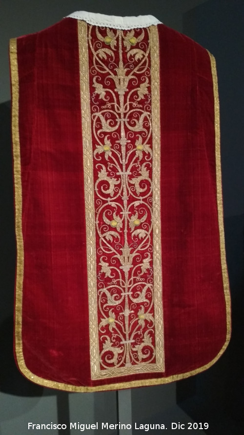 Catedral de Ja�n. Sacrist�a - Catedral de Ja�n. Sacrist�a. Casulla del XVII
