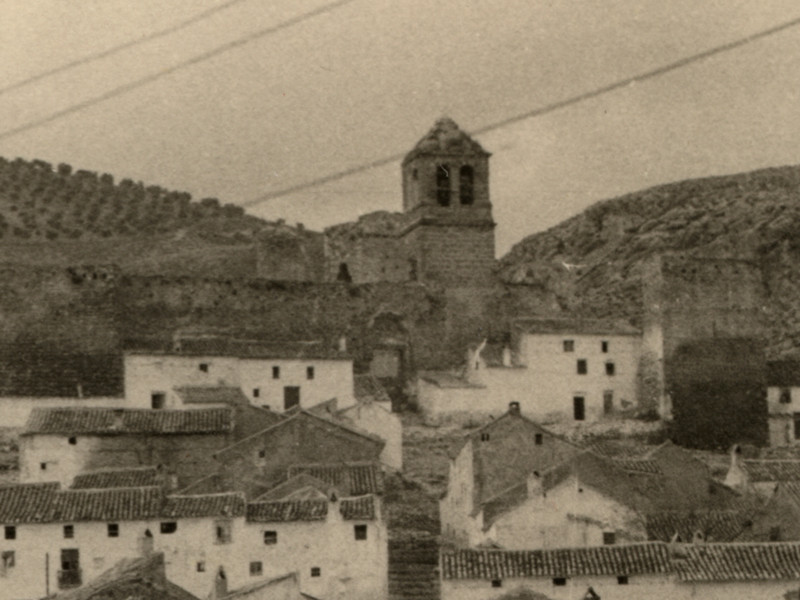 Castillo de La Guardia. Iglesia de Santa María - Castillo de La Guardia. Iglesia de Santa María. Foto antigua