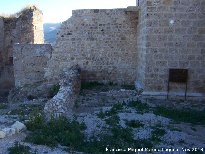 Castillo de La Guardia. Iglesia de Santa María - Castillo de La Guardia. Iglesia de Santa María. 
