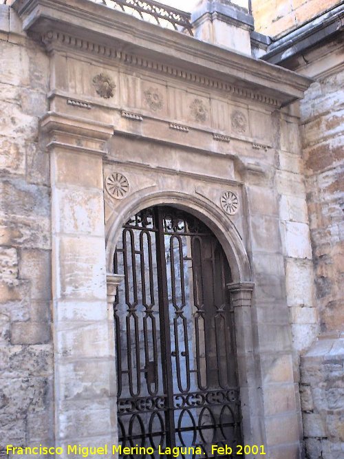 Catedral de Jaén. Lonja - Catedral de Jaén. Lonja. Puerta Sur de la Lonja