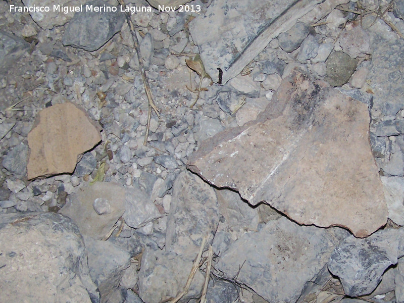 Castillo V�boras. Torre del Homenaje - Castillo V�boras. Torre del Homenaje. Cer�mica medieval