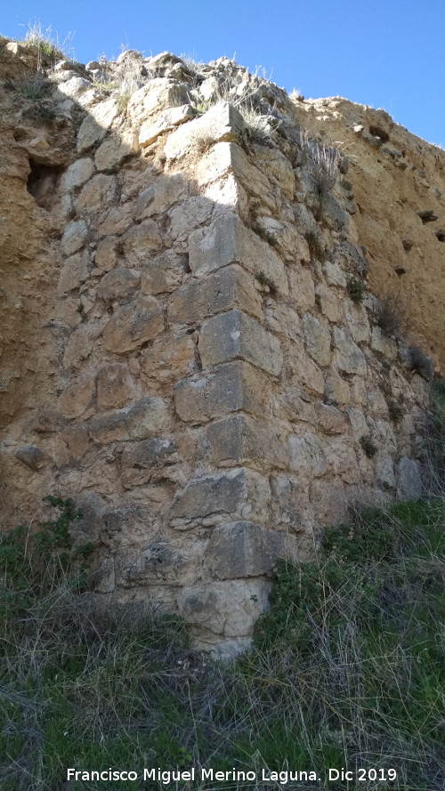 Muralla de Ja�n. Torre�n Sur II - Muralla de Ja�n. Torre�n Sur II. Podium de acceso al adarve