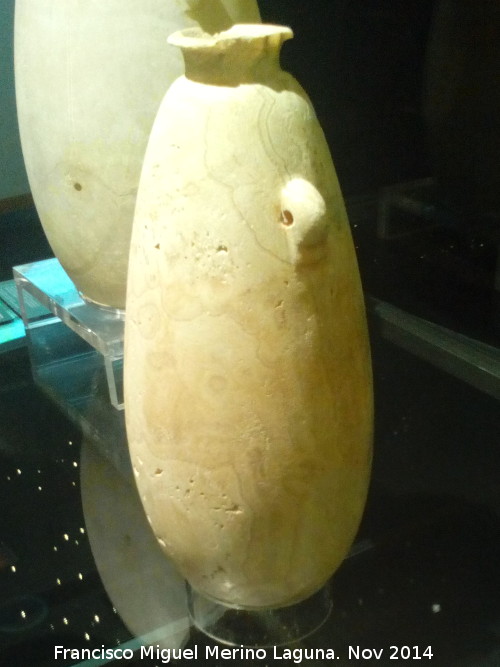 Necrópolis Fenicia Laurita - Necrópolis Fenicia Laurita. Alabastrón púnico siglo VII a.C. Museo arqueológico de Granada