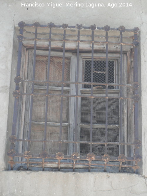 Casería de la Vereda - Casería de la Vereda. Reja de rosetas