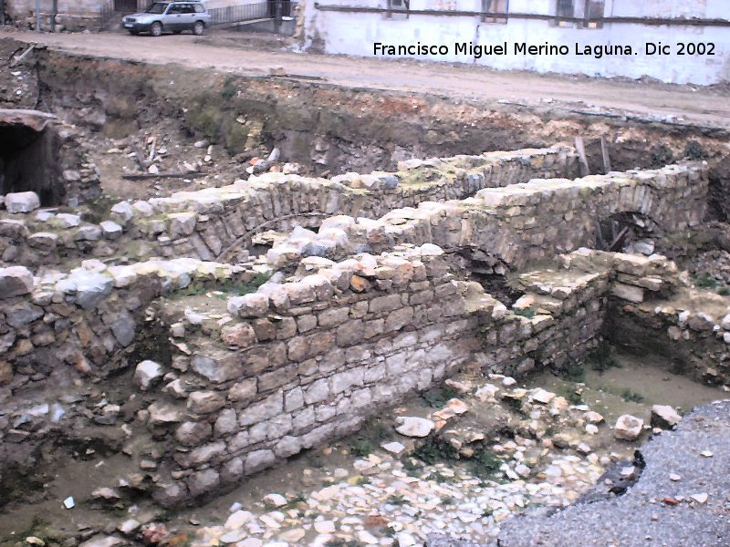 Antigua Escuela de Enfermería - Antigua Escuela de Enfermería. Arquerías de la excavación arqueológica