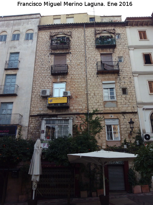 Edificio de la Calle Bernabé Soriano nº 5 - Edificio de la Calle Bernabé Soriano nº 5. Fachada trasera