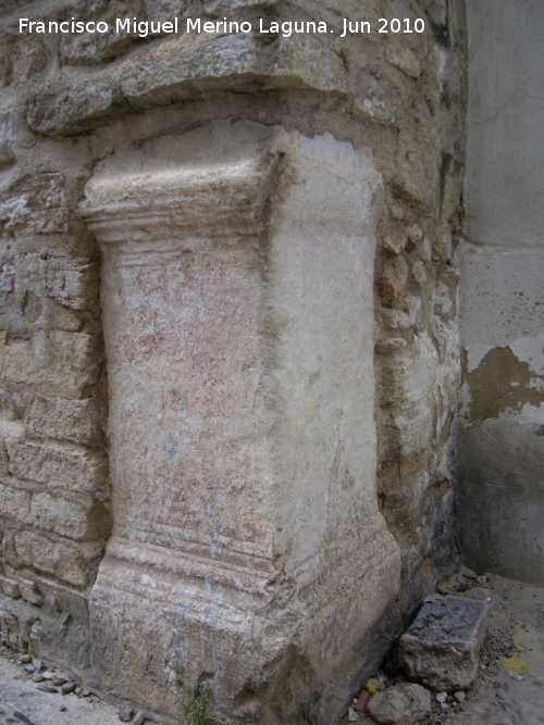 Historia de Jaén. Jaén Romano - Historia de Jaén. Jaén Romano. Ara romana. Iglesia de la Magdalena
