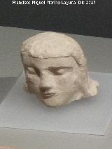Torreparedones. Santuario Ibero. Cabeza con la inscripción dea caelesis. Siglo II-I a.C. Museo Ibero de Jaén