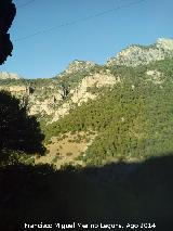 Sierra de Jaén. Desde la Canalización del Quiebrajano