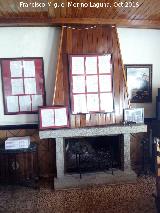 Casa de Postas. Chimenea donde se encuentra la reproducción de las Capitulaciones
