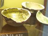 Cerámica vidriada árabe. Vidriada verde siglo X al XIII d.C. Museo Arqueológico Profesor Sotomayor - Andújar