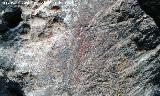 Pinturas rupestres del Frontón II. Restos en rojo