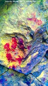 Pinturas rupestres de la Cueva de Río Frío. Tratada con Dstretch