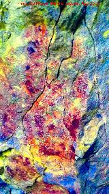 Pinturas rupestres de la Cueva de Río Frío. Tratada con Dstretch