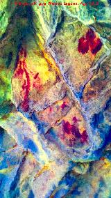 Pinturas rupestres de la Cueva de Río Frío. Tratada con Dstretch