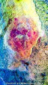 Pinturas rupestres de la Cueva de Río Frío. Tratada con Dstretch