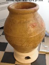 Museo de Artes y Costumbres Populares. Tinaja de tradición mudéjar
