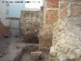 Muralla de Jaén. Torreones y lienzos de la Calle Millán de Priego nº 71. Quiebros vistos desde la muralla