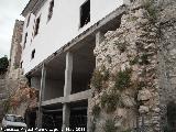 Castillo de Jimena. Edificio de reciente construcción dentro del Castillo