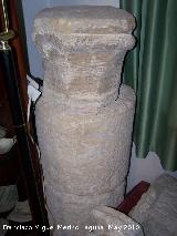Barrio de Andaraje. Columna y capitel árabe