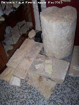 Barrio de Andaraje. Columna y ladrillos macizos árabes