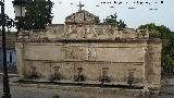 Pilar de los Cinco Caños. 