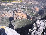 Cerro La Veleta. Extremidad rocosa que forma junto a la pared del Canjorro la entrada a los Cañones