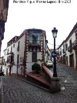 Calle Santos Isasa. Intersección con la Calle Salazar