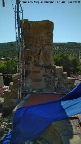 Torreón de Lupión. Almena