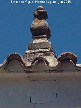 Casa Grande de San Antón. Pináculo y año