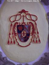 Iglesia de San Juan Bautista. Escudo del obispo de Jaén Don Félix Romero Menjíbar