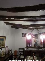 Casería de la Misa. Viguería de troncos