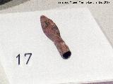 Hipogeo de Hornos de Peal. Punta de flecha de bronce. Museo Ibero de Jaén