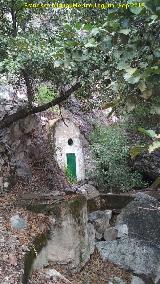 Cascada de la Graja. Caseta de captacin