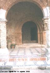 Iglesia de Santa María del Collado. Portada