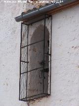Iglesia de Santa María del Collado. Ventana de arco de medio punto del torreón