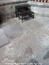 Catedral de Ávila. Batisterio. Tumbas