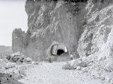 Túnel del Quiebrajano. Construcción del túnel subterráneo de acceso al pantano del Quiebrajano. Década de 1960