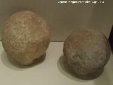 Oppidum Cabezo de Alcalá. Balas de catapulta siglos II-I a.C. MAN - Madrid